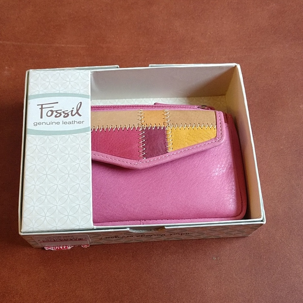BNWT pink wallet, coin purse Genuine Leather
